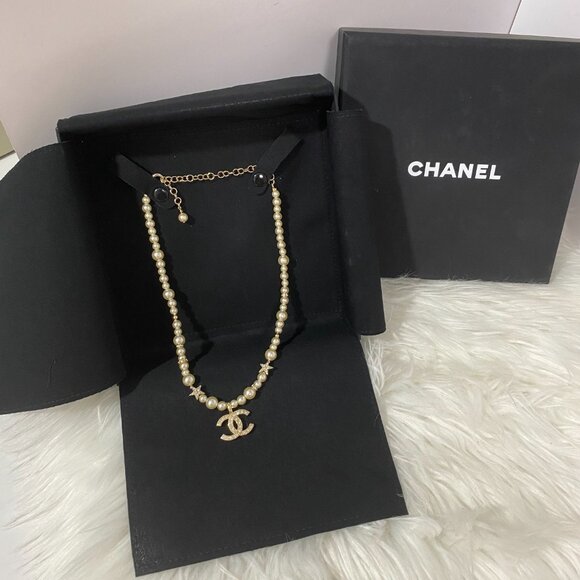 Chanel women's necklace🍓🍓 - Picture 1 of 9